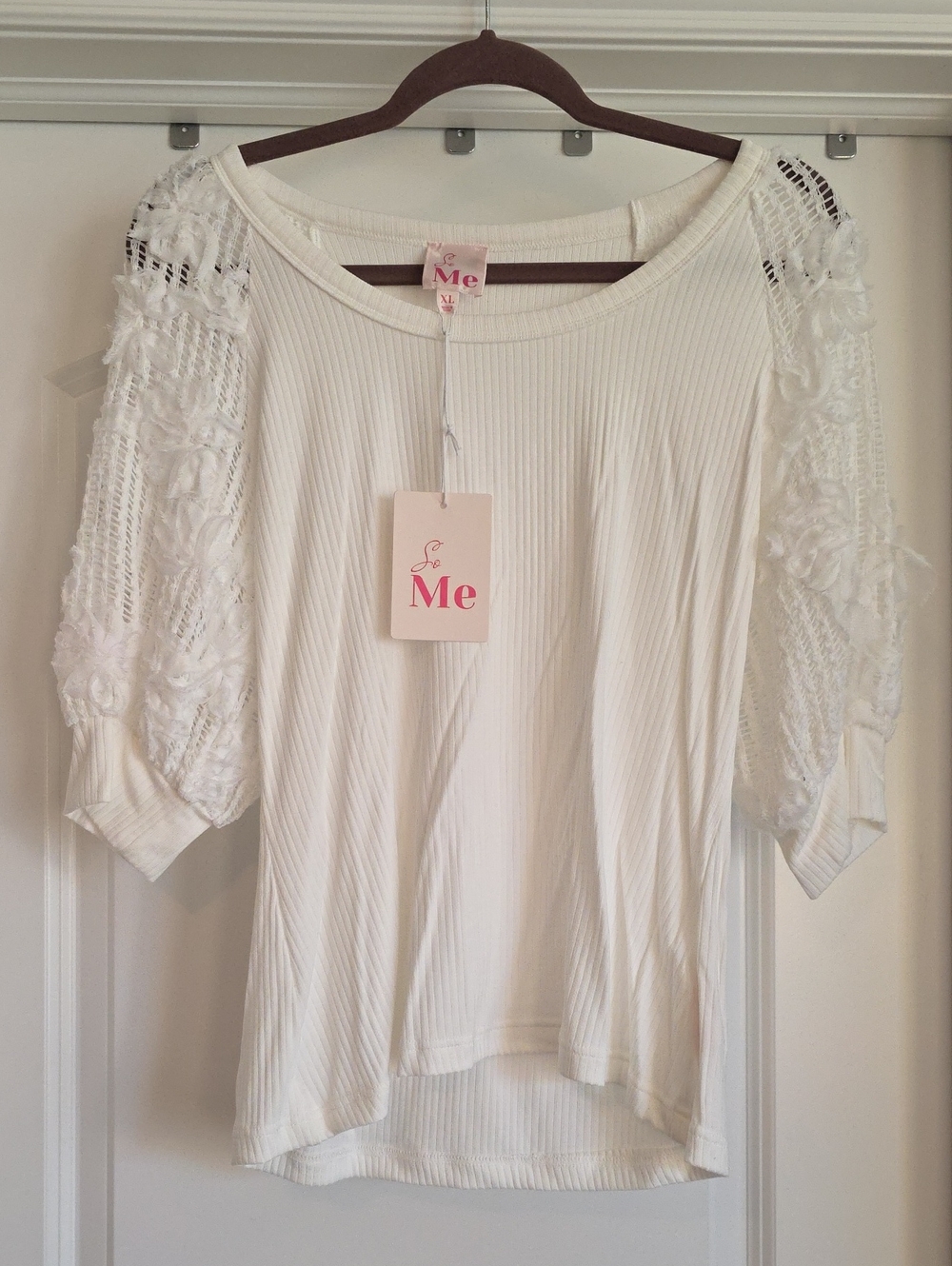 NWT XL So Me White Cream Ribbed Top with Lace Puff Sleeves